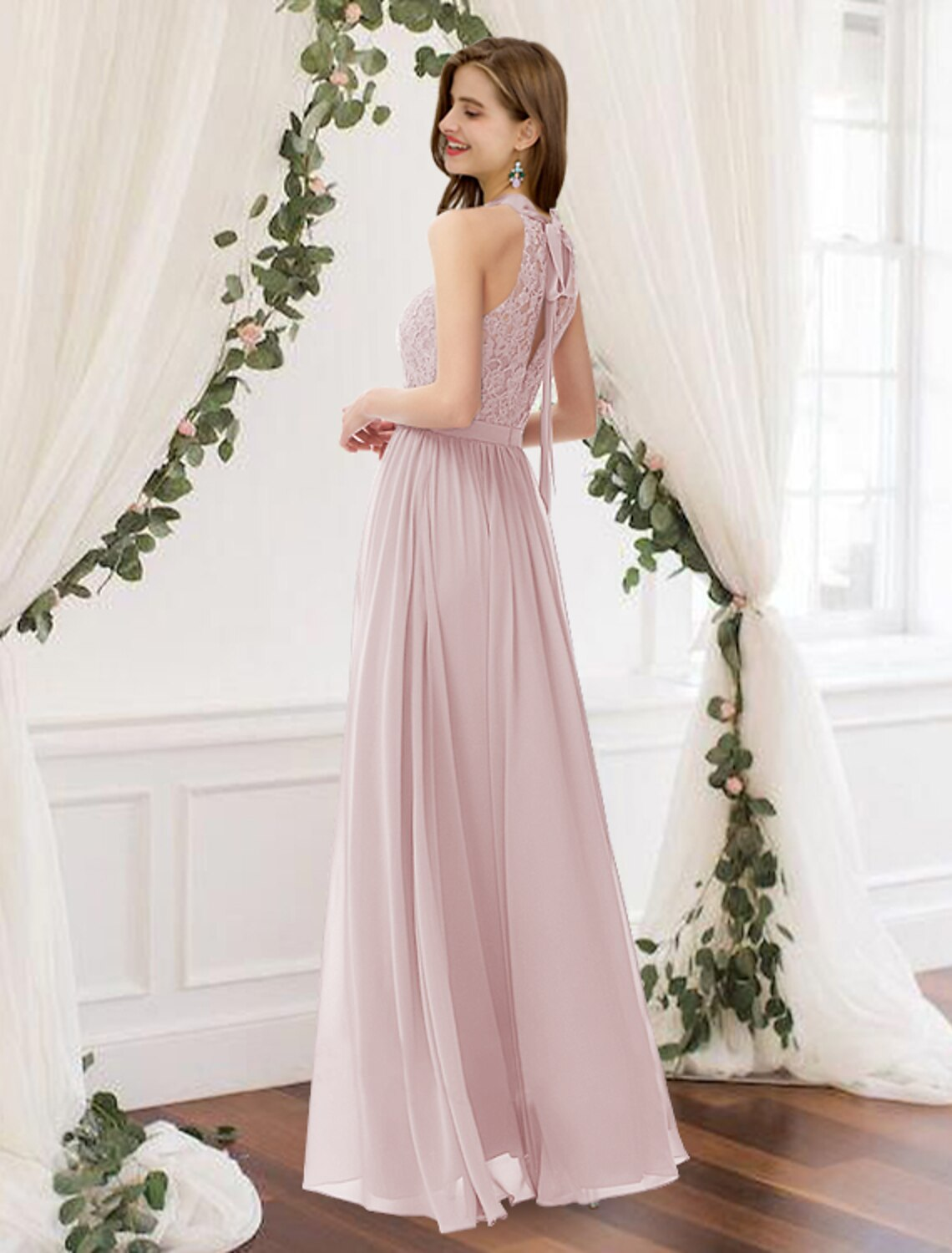 A-Line Bridesmaid Dress Jewel Neck Sleeveless Elegant Floor Length Chiffon / Lace with Pleats