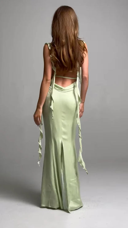 Tight/straight strapless sleeveless and floor length evening dress