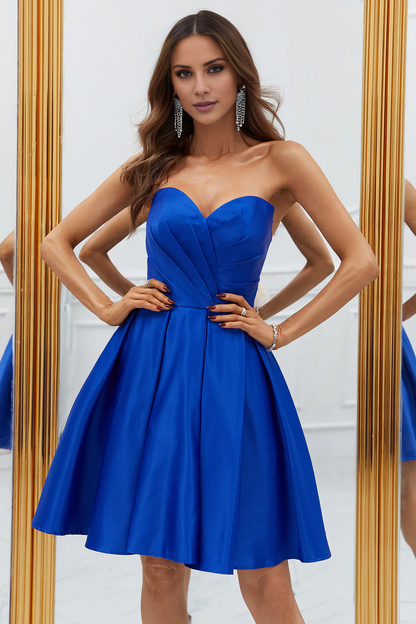 Blue A-line Sweetheart Swinging Short Homecoming Dress