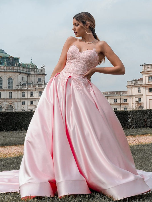 Ball Gown Satin Sweetheart Lace Sleeveless Court Train Dresses