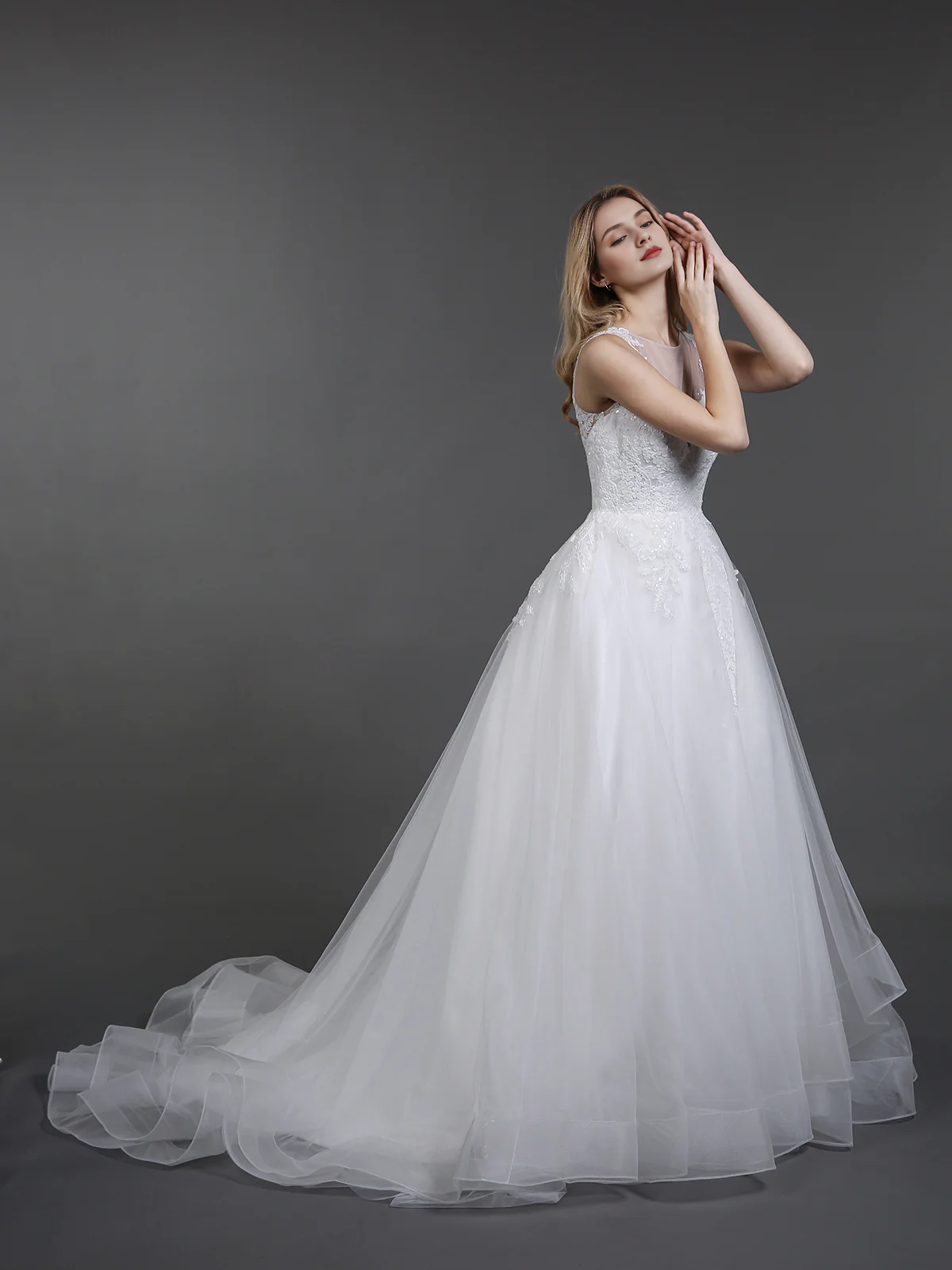 Illusion collar lace chiffon wedding dress