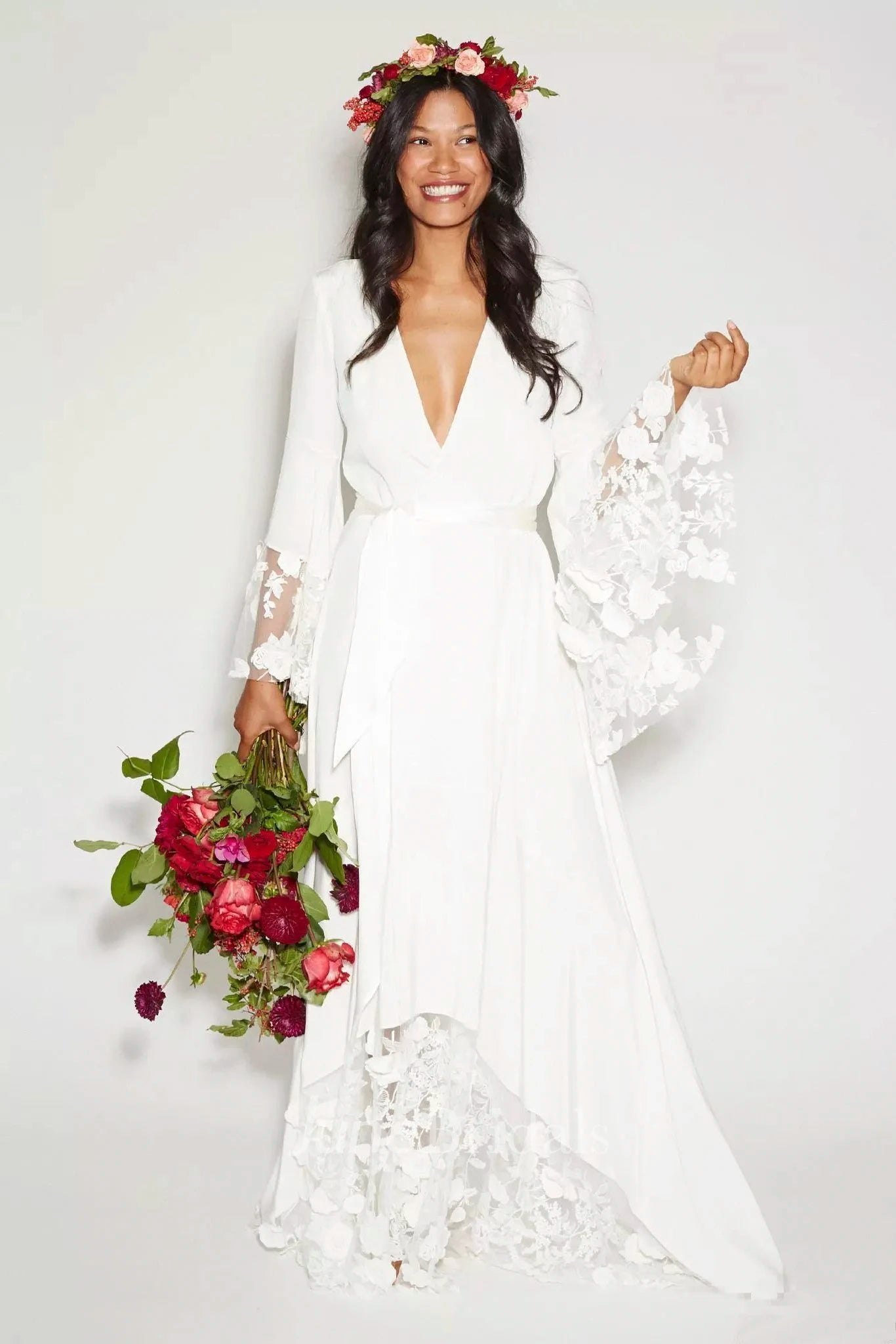 Simple Bohemian Long Sleeves Deep V Neck Hippie Beach Country Chiffon Lace Wedding Dress