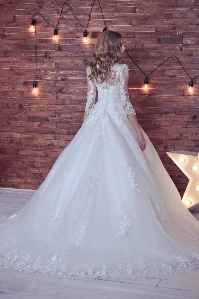 Lace Appliques Half Sleeve Romantic White Ball Gown Tulle Lace up Wedding Dress