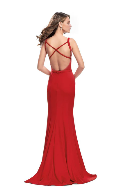 Deep V-neck heart-shaped corset and floor length evening gown