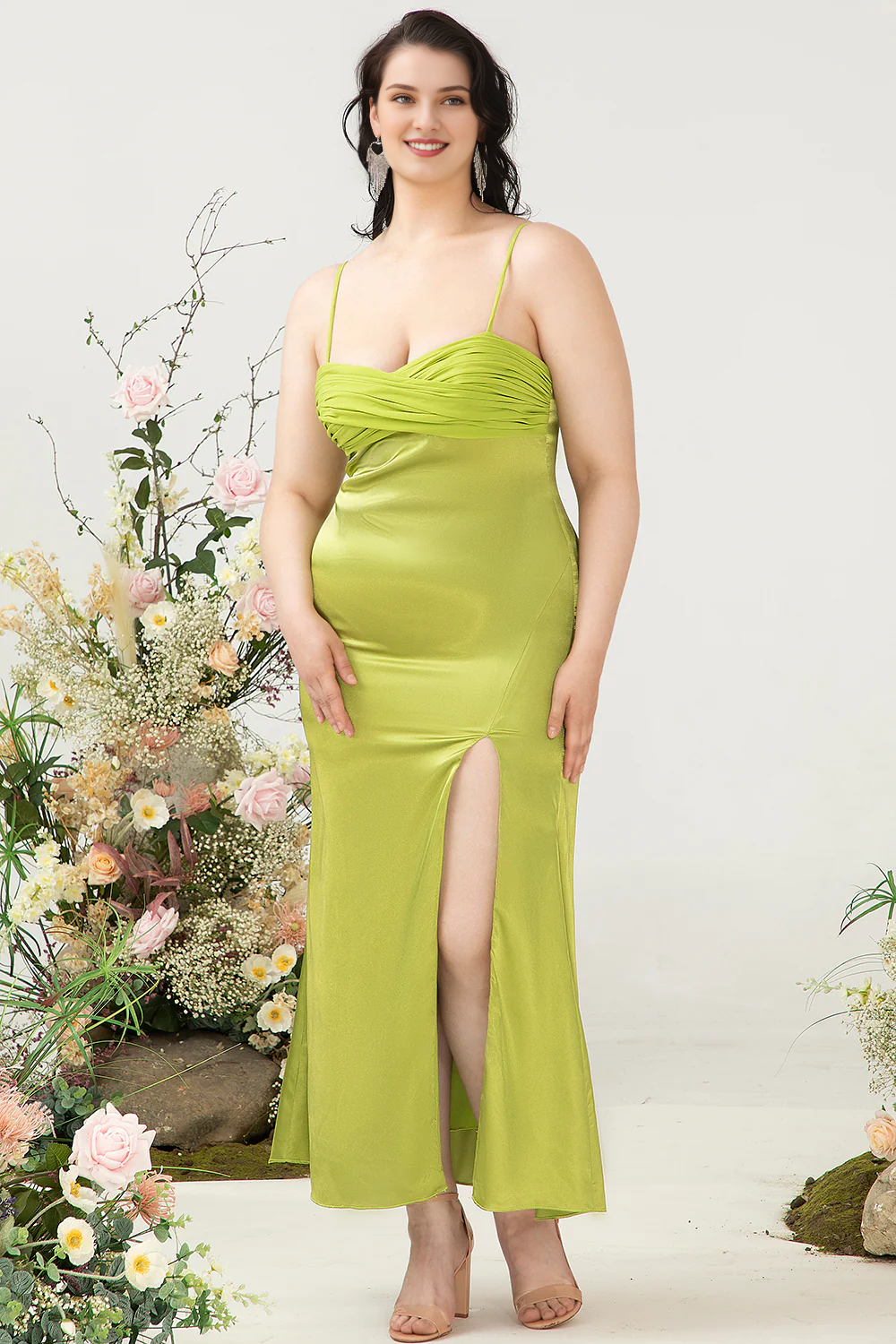 Lemon green mermaid three-dimensional cut bust satin plus size wedding guests with slit