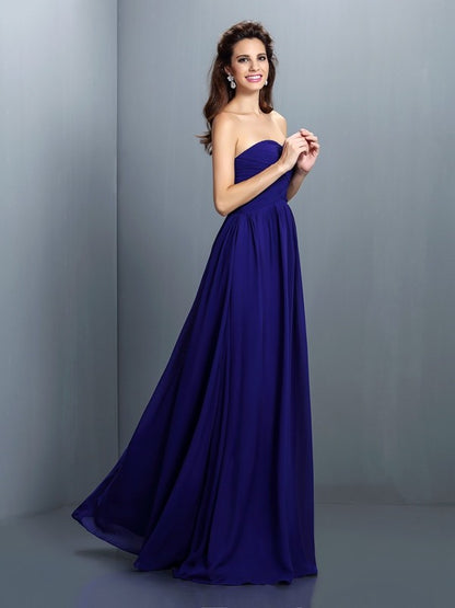 A-Line/Princess Sweetheart Pleats Sleeveless Long Chiffon Bridesmaid Dresses