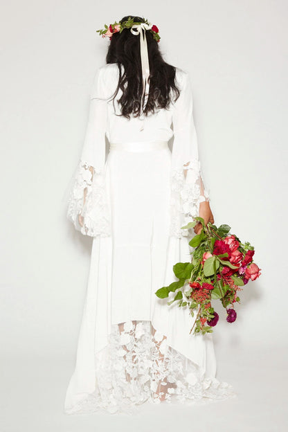 Simple Bohemian Long Sleeves Deep V Neck Hippie Beach Country Chiffon Lace Wedding Dress