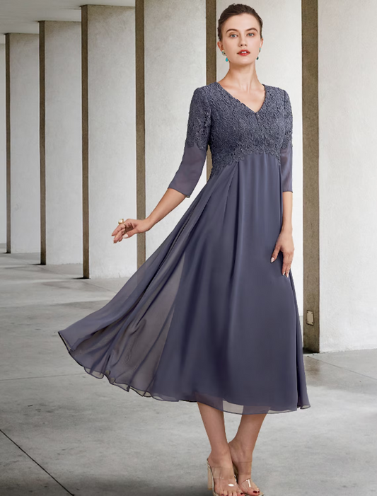 A-Line Mother of the Bride Dress Plus Size Elegant V Neck  Chiffon Lace Sleeve with Ruffles Appliques