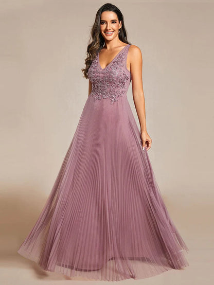 Exquisite Applique Embroidery Bodice Sleeveless A-Line Tulle Evening Dress