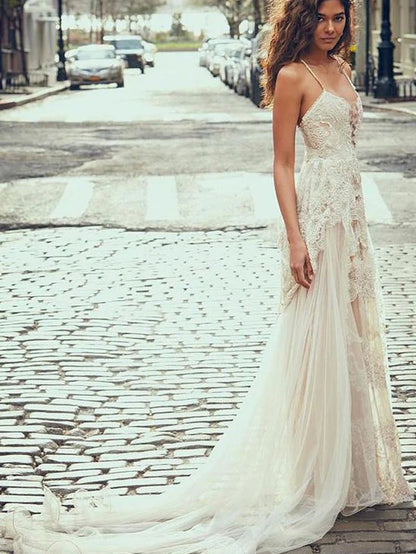 Elegant Spaghetti Straps Tulle Beach Wedding Dress Lace Appliques Bridal Dresses