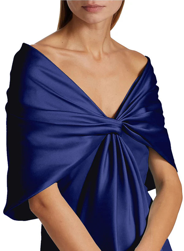 Slim fit/pillar V-neck side slit mother of the bride dress