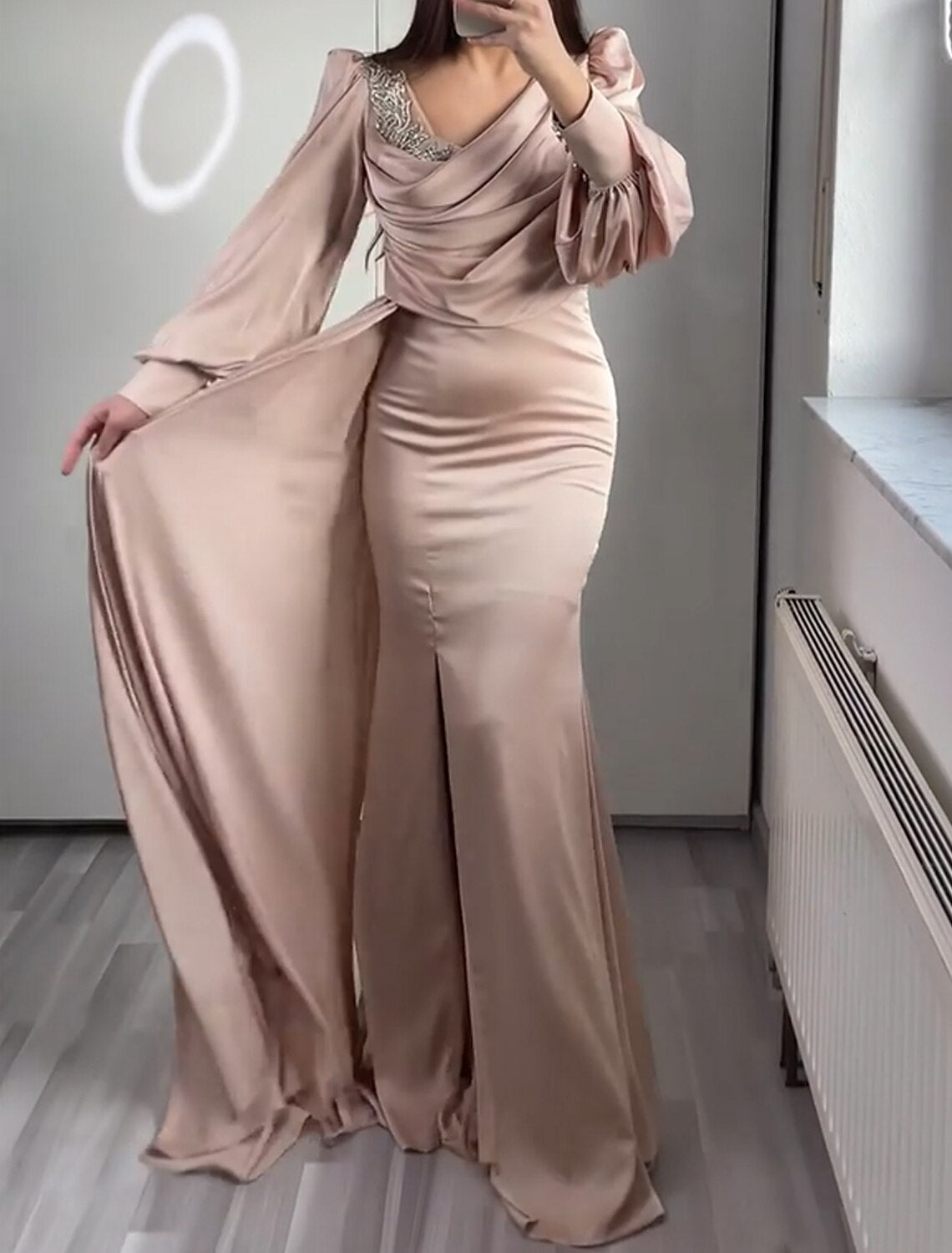 Mermaid / Trumpet Evening Gown Elegant Dress Formal Wedding Guest Sweep / Brush Train Long Sleeve V Neck Satin with Ruched