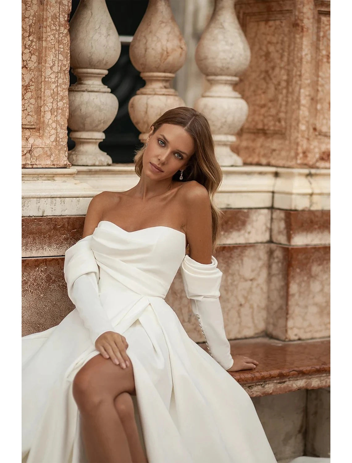 Hall Simple Wedding Dresses A-Line Off Shoulder Long Sleeve Court Train Satin Bridal Gowns With Split Front Solid Color