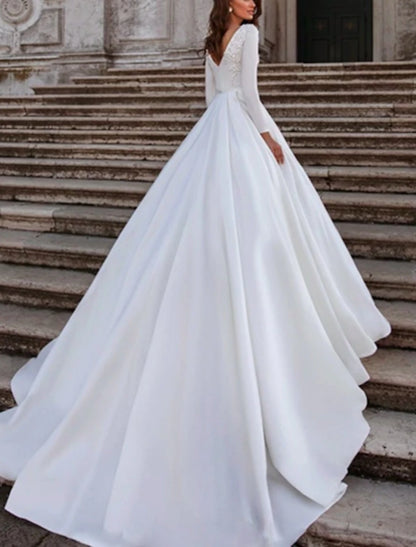 Engagement Royal Style Formal Wedding Dresses Ball Gown Scoop Neck Long Sleeve Court Train Satin Bridal Gowns With Beading Appliques