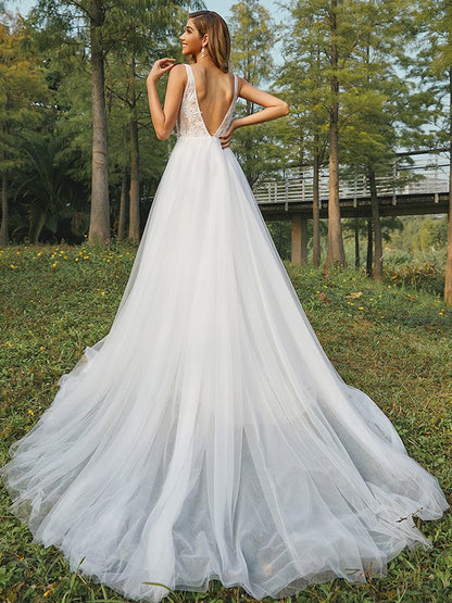 A-Line/Princess Tulle Applique V-neck Sleeveless Sweep/Brush Train Wedding Dresses