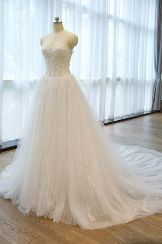 Ball Gown Strapless Lace Appliques A Line Chapel Train Wedding Dress with Beading