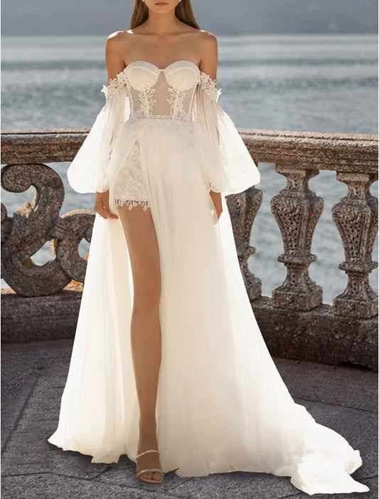 Beach Wedding Dresses A-Line Off Shoulder Long Sleeve Court Train Lace Bridal Gowns With Appliques Split Front