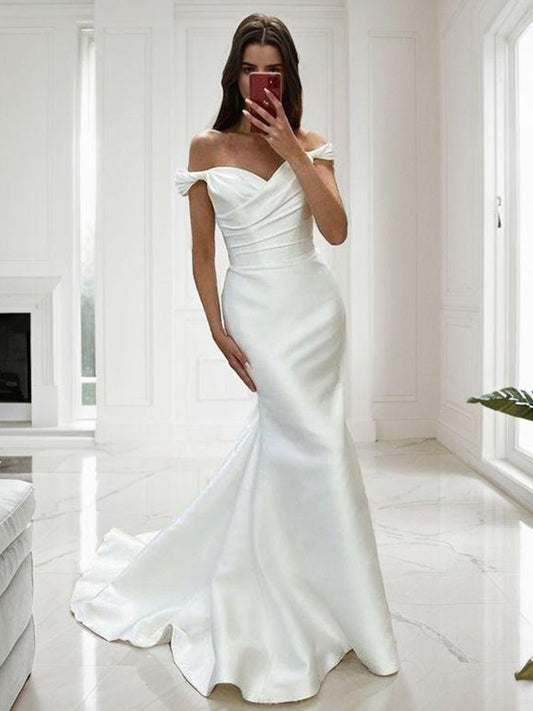 Tight off shoulder pleated palace tailcoat satin wedding dress