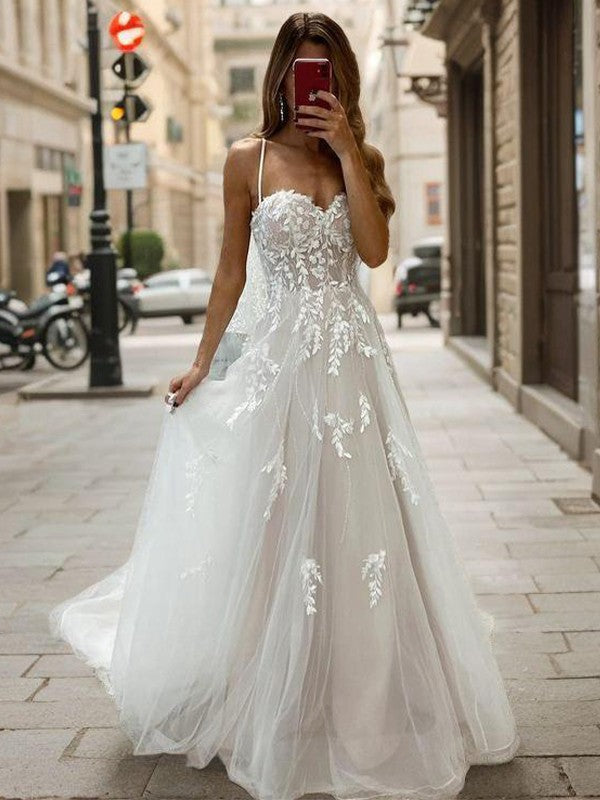 A-line thin shoulder strap decal lace court trailing sheer wedding dress