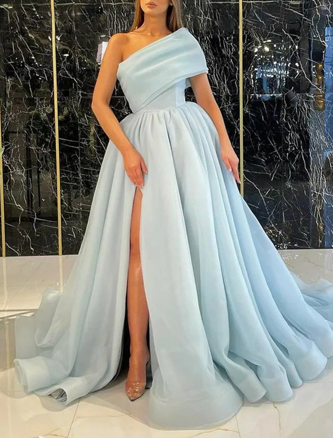 A-Line Evening Gown Elegant Dress Formal Court Train Short Sleeve One Shoulder Tulle with Pleats Slit