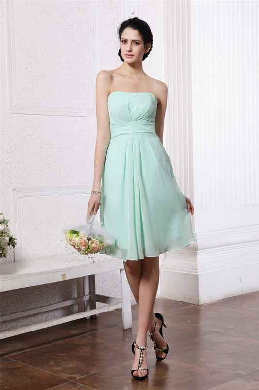 Sheath/Column Strapless Sleeveless Pleats Short Chiffon Bridesmaid Dresses