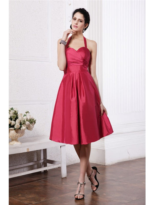 A-Line/Princess Halter Sleeveless Pleats Short Taffeta Bridesmaid Dresses