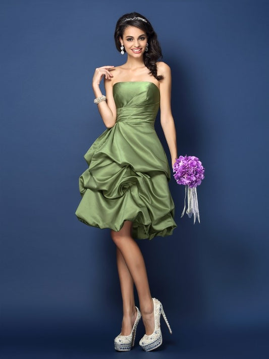 A-Line/Princess Strapless Ruched Sleeveless Short Satin Bridesmaid Dresses