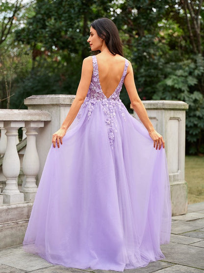 A-Line/Princess Tulle Applique V-neck Sleeveless Floor-Length Dresses