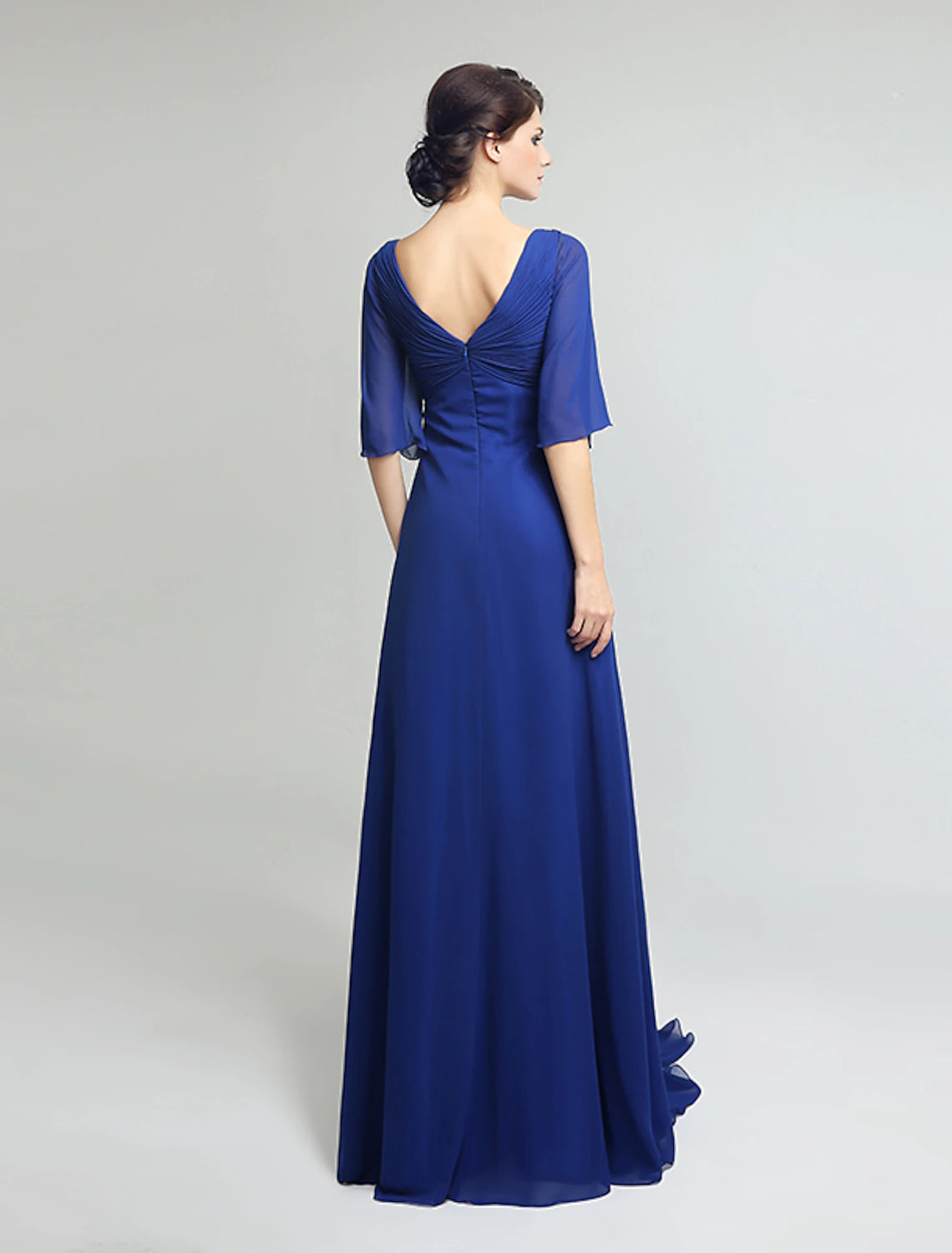 Sheath / Column V Neck Sweep / Brush Train Chiffon Mother of the Bride Dress with Beading