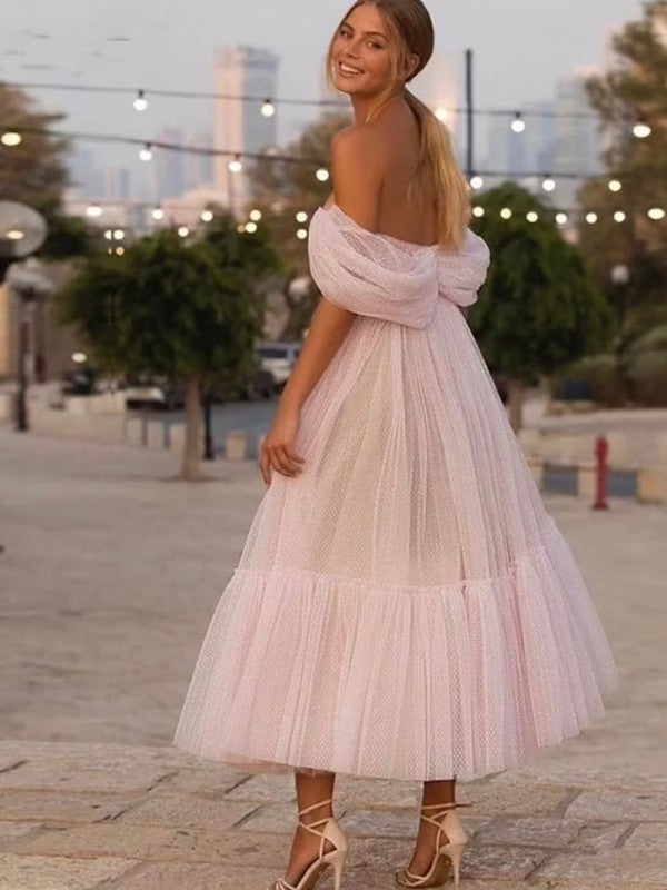 A-Line/Princess Tulle Ruffles Off-the-Shoulder Sleeveless Tea-Length Dresses