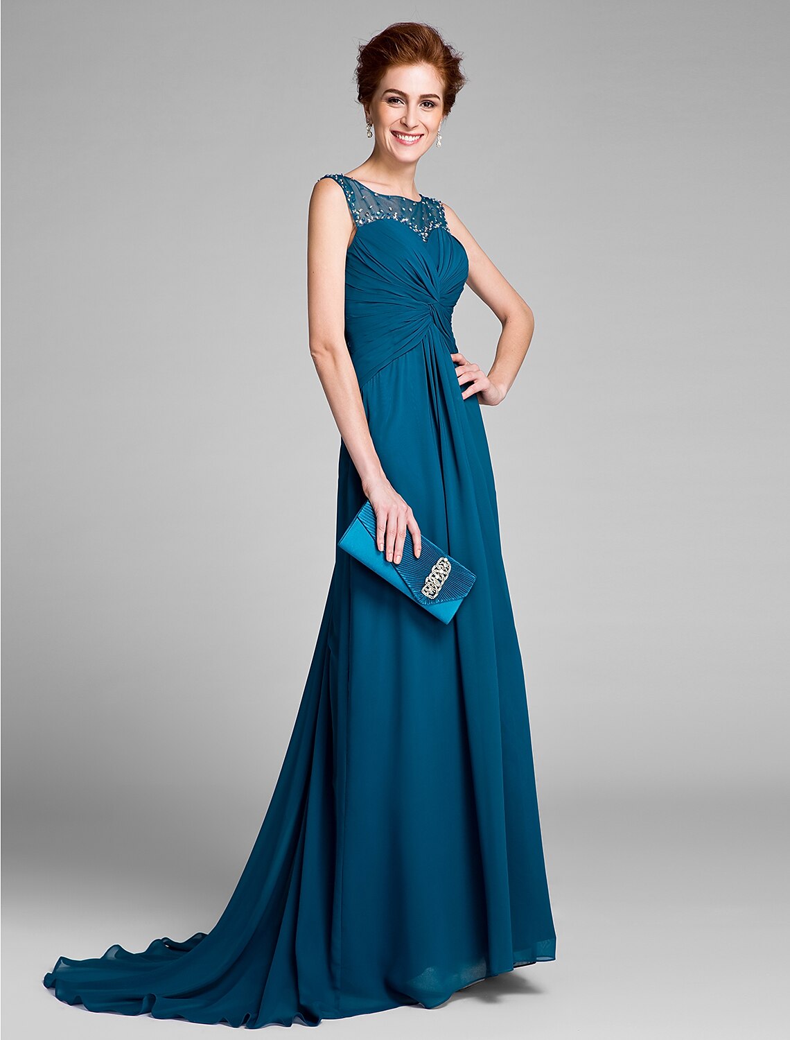 Sheath / Column Scoop Neck Sweep / Brush Train Chiffon Mother of the Bride Dress with Beading / Criss Cross