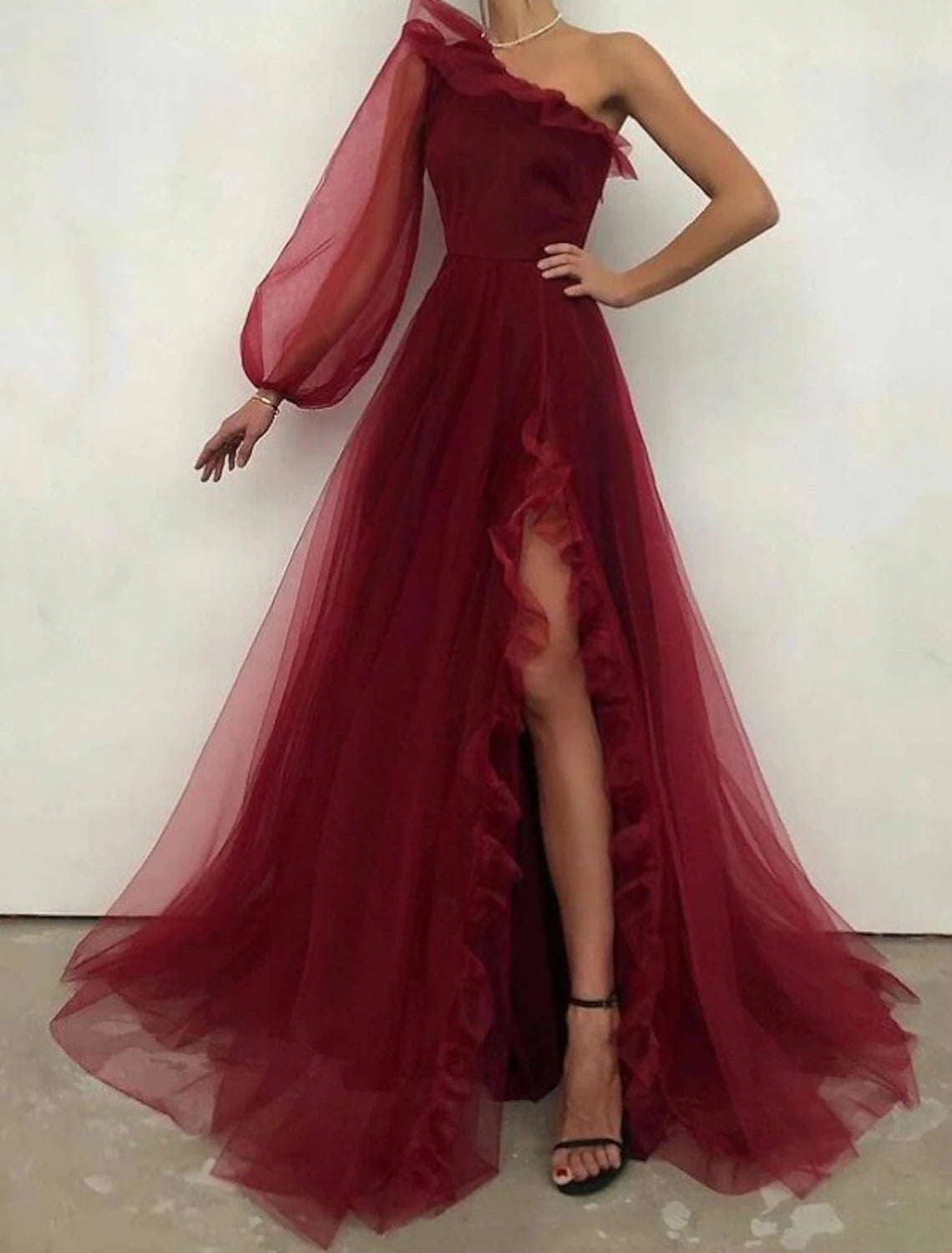 A-Line Evening Gown Elegant Dress Wedding Guest Formal Evening Sweep / Brush Train Long Sleeve One Shoulder Tulle with Ruffles Slit