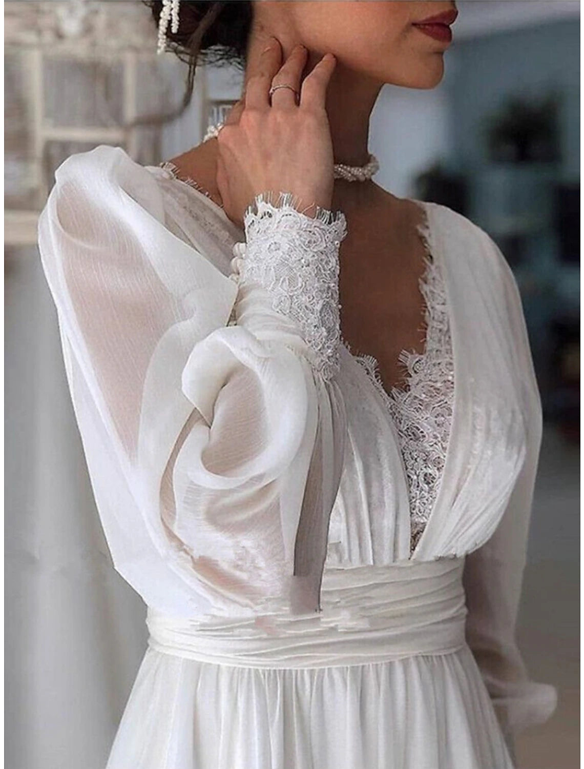 Little White Dresses Wedding Dresses A-Line V Neck Long Sleeve Sweep / Brush Train Chiffon Bridal Gowns With Pleats Solid Color