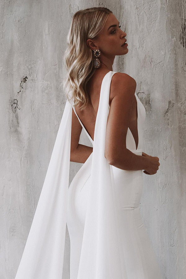 Sexy deep V-neck ivory minimalist fishtail wedding dress