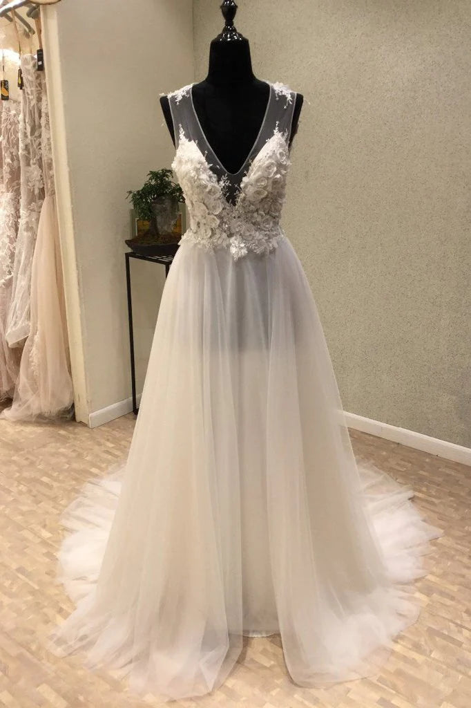 Cheap V-Neck Open Back Tulle Ivory Beach Long Appliques A-Line Sleeveless Wedding Dress