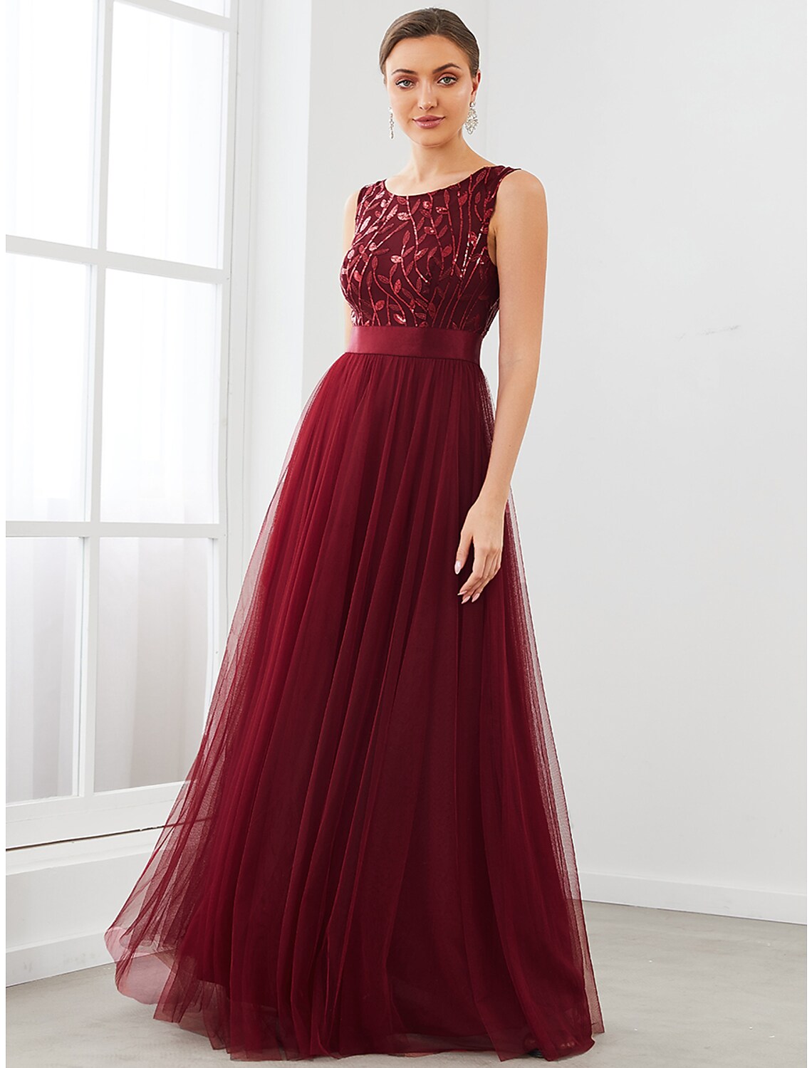 A-Line Bridesmaid Dress Sleeveless Sparkle Shine Floor Length Tulle with Tier