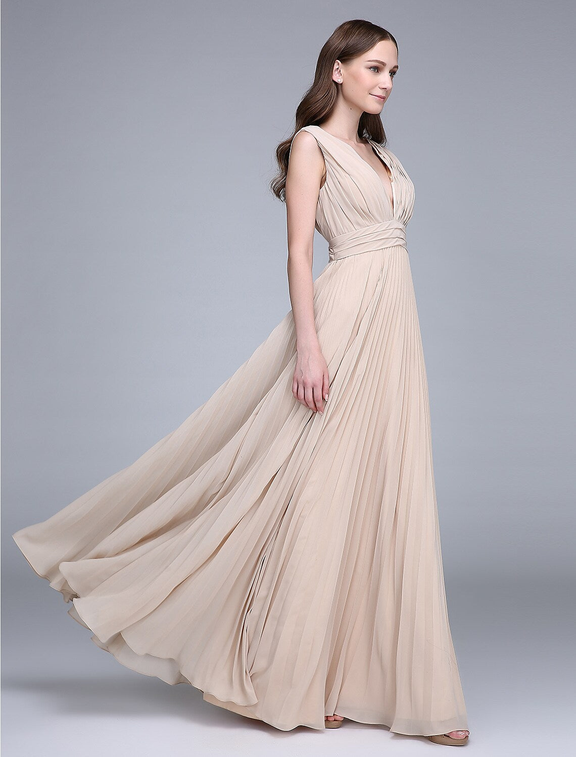 Bridesmaid Dress V Neck Sleeveless Elegant Floor Length Chiffon with Ruched