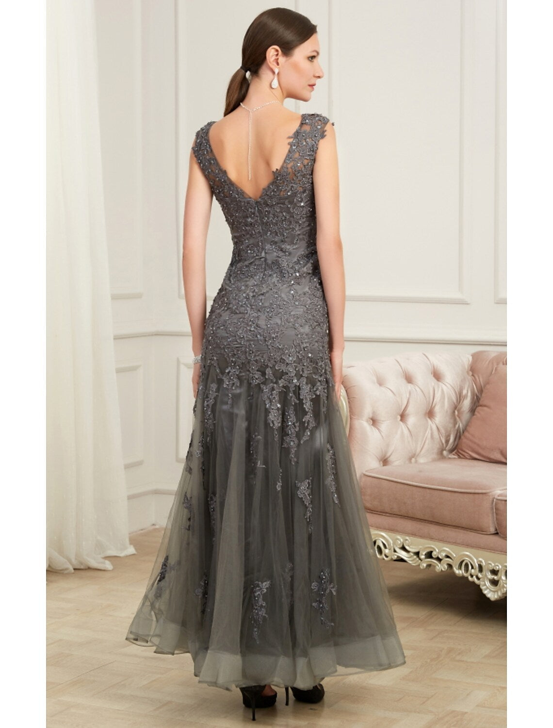 Evening Gown Elegant Dress Party Floor Length Sleeveless V Neck Sequin Appliques